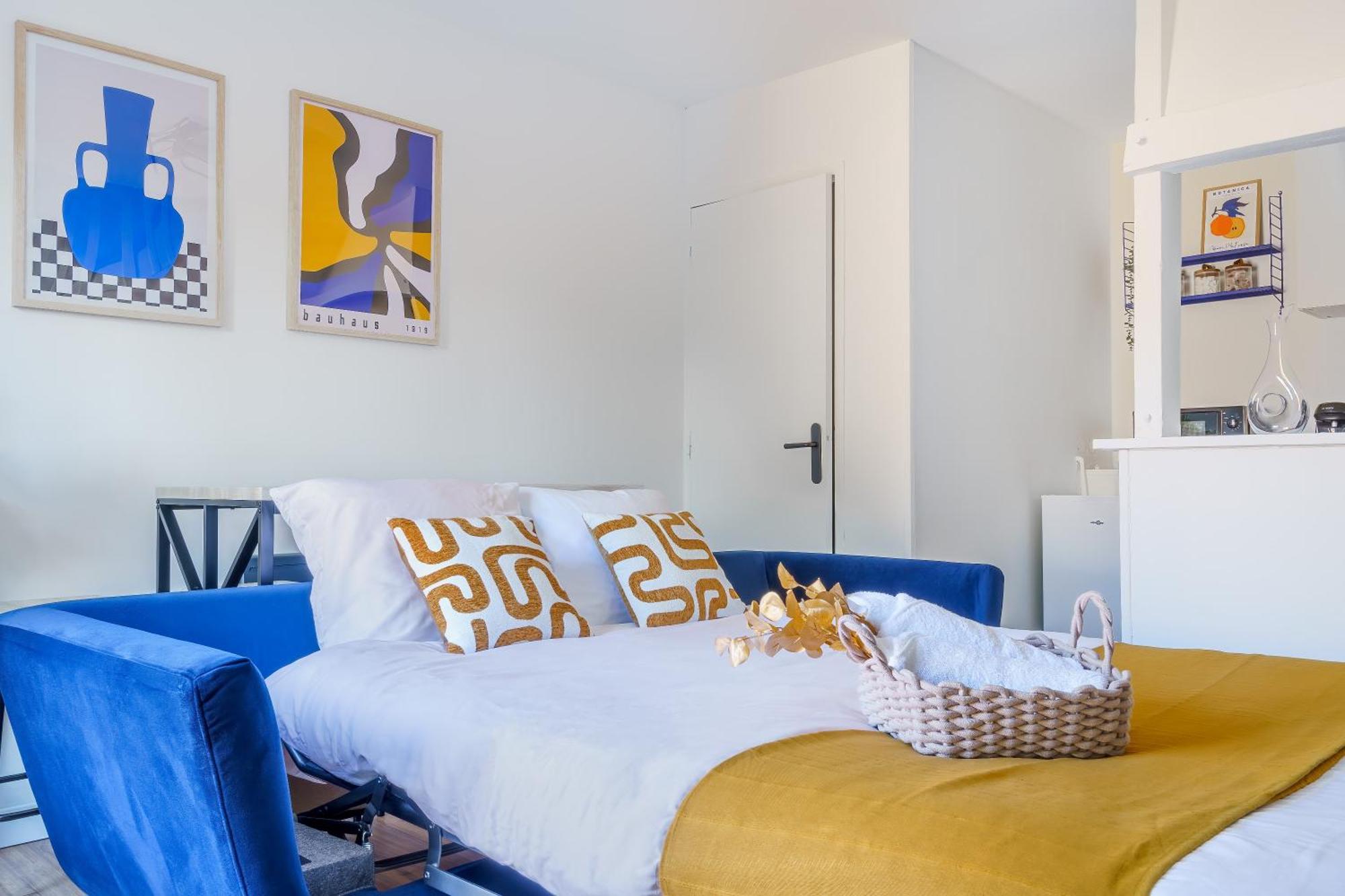 Maisonnette Bleu Horizon Avec Jardin - 2Min Gare - Serenito Homes Saint-Just-en-Chaussee Exterior photo