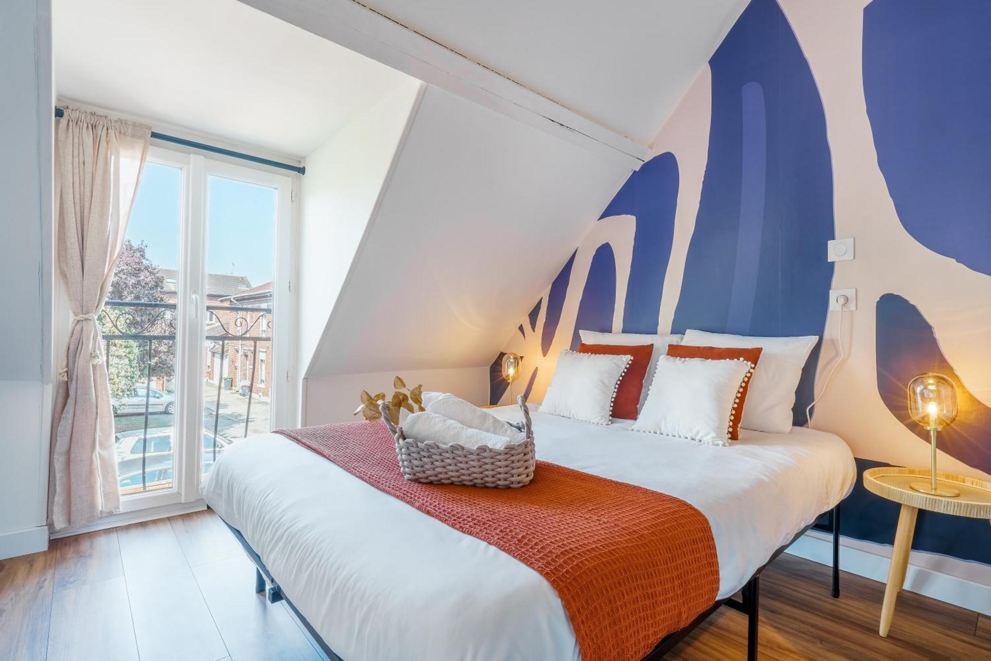 Maisonnette Bleu Horizon Avec Jardin - 2Min Gare - Serenito Homes Saint-Just-en-Chaussee Exterior photo