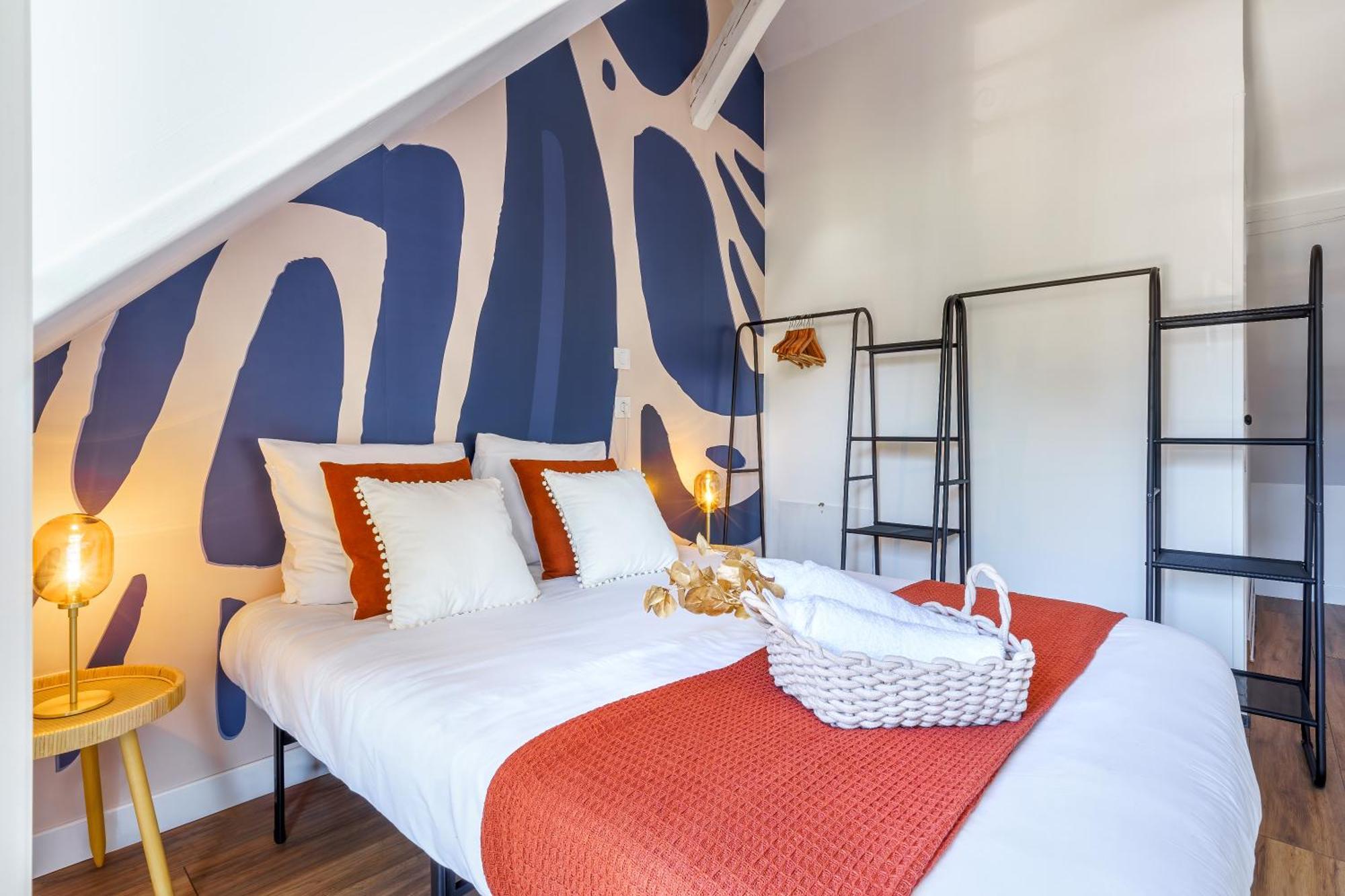 Maisonnette Bleu Horizon Avec Jardin - 2Min Gare - Serenito Homes Saint-Just-en-Chaussee Exterior photo